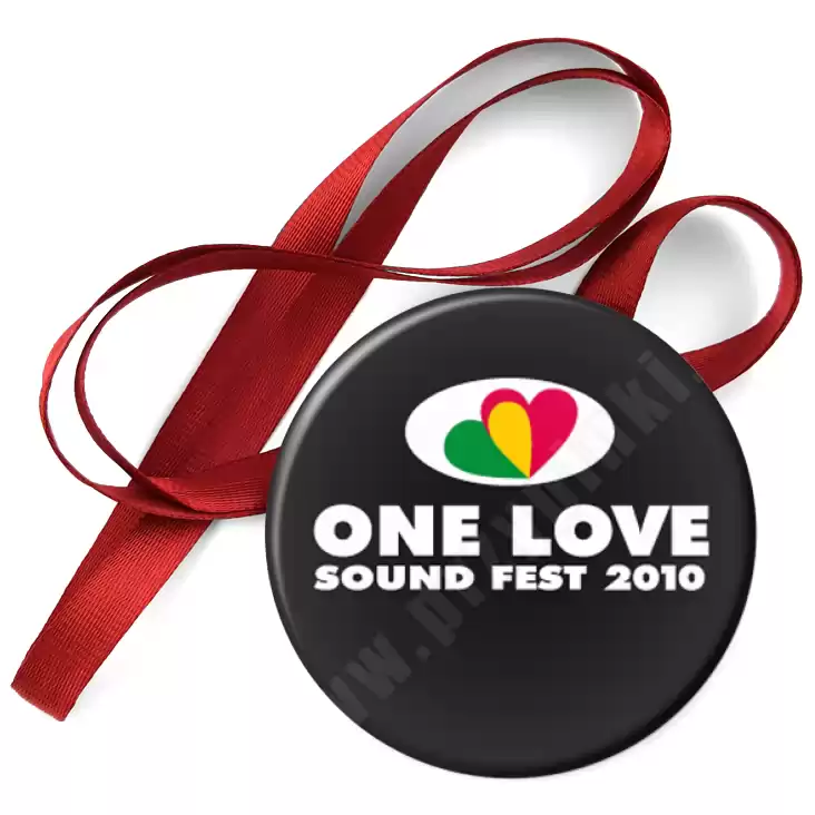 przypinka medal One Love 2010 - czarne